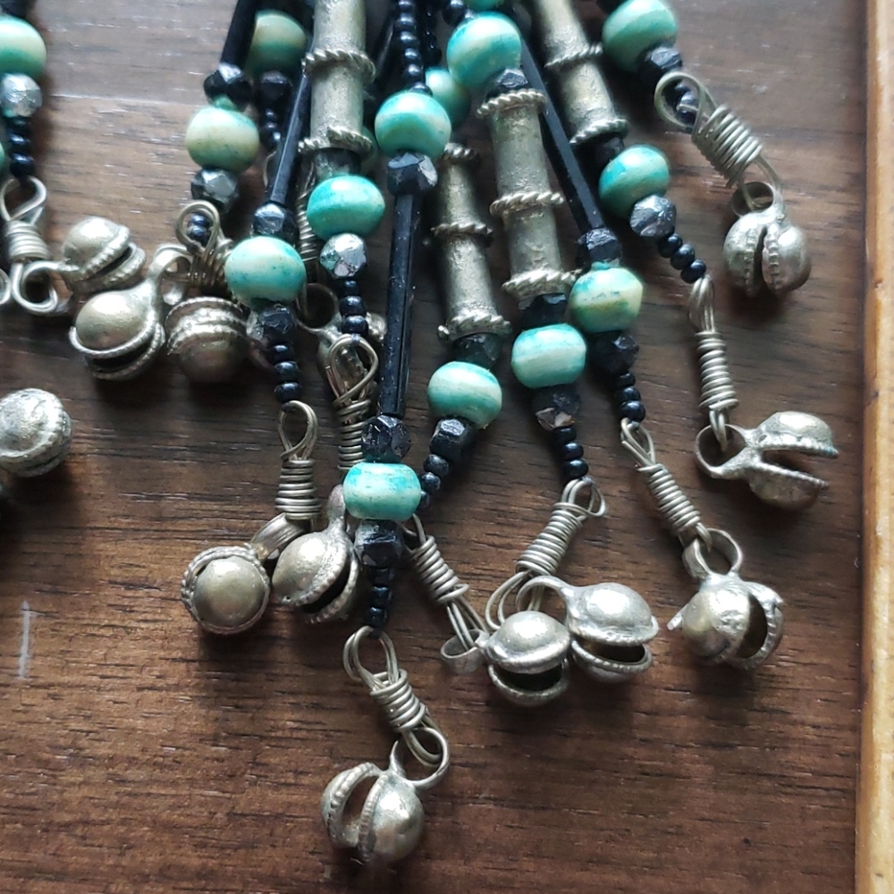 Vintage turquoise long clip-on earrings - Picture 6 of 12